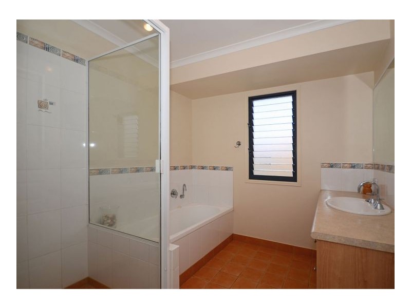 26 Julie Anne St, Urraween QLD 4655