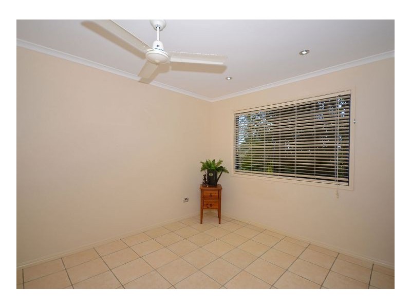 26 Julie Anne St, Urraween QLD 4655