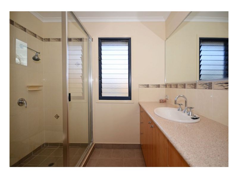 26 Julie Anne St, Urraween QLD 4655