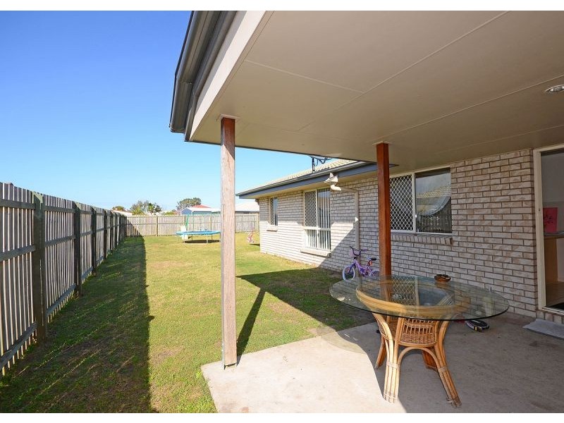84 Endeavour Way, Eli Waters QLD 4655