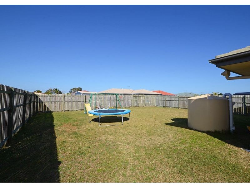 84 Endeavour Way, Eli Waters QLD 4655