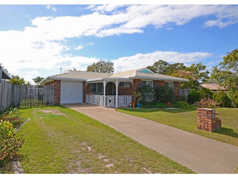 25 Aimee Drive, Urangan QLD 4655