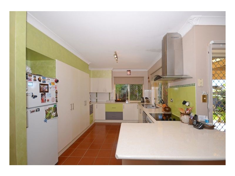 10 Kentia Court, Kawungan QLD 4655