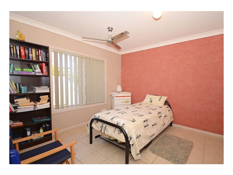 10 Kentia Court, Kawungan QLD 4655