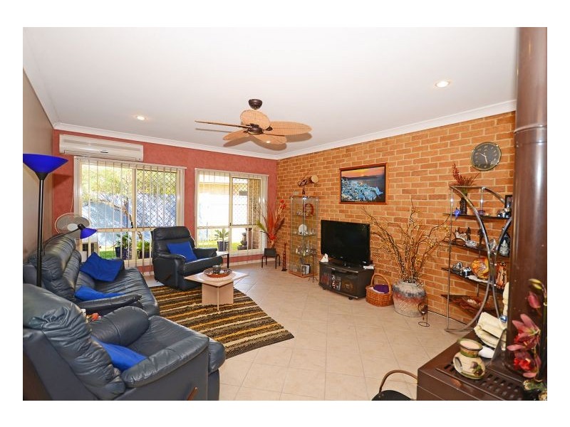 10 Kentia Court, Kawungan QLD 4655