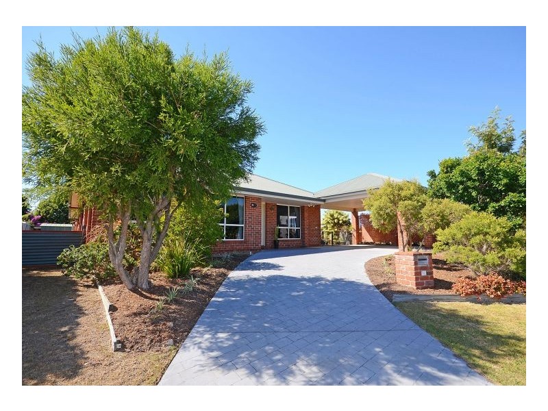 28 Jonwest Close, Torquay QLD 4655