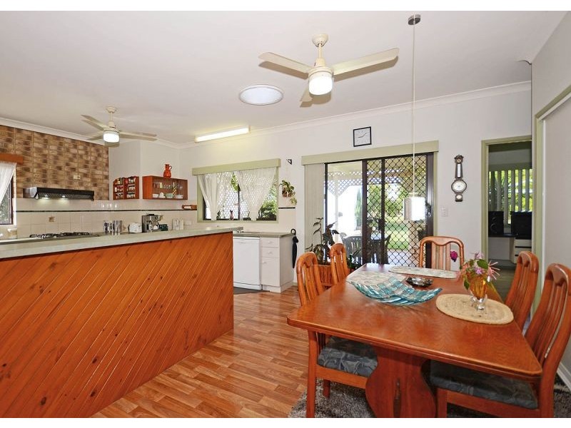 16 Jensen Drive, Urraween QLD 4655