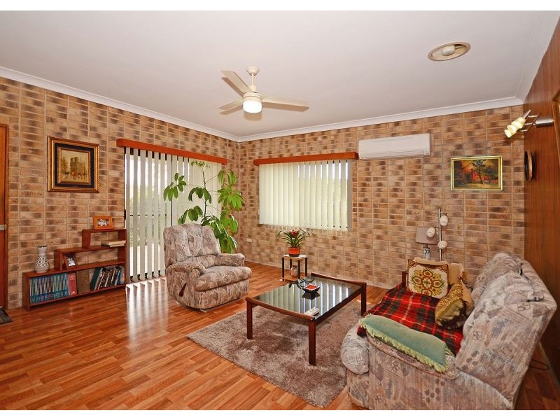 16 Jensen Drive, Urraween QLD 4655