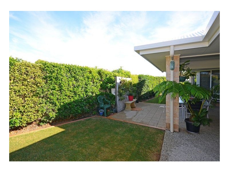 13 Fulmar Ct, Burrum Heads QLD 4659