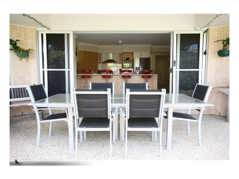 13 Fulmar Ct, Burrum Heads QLD 4659