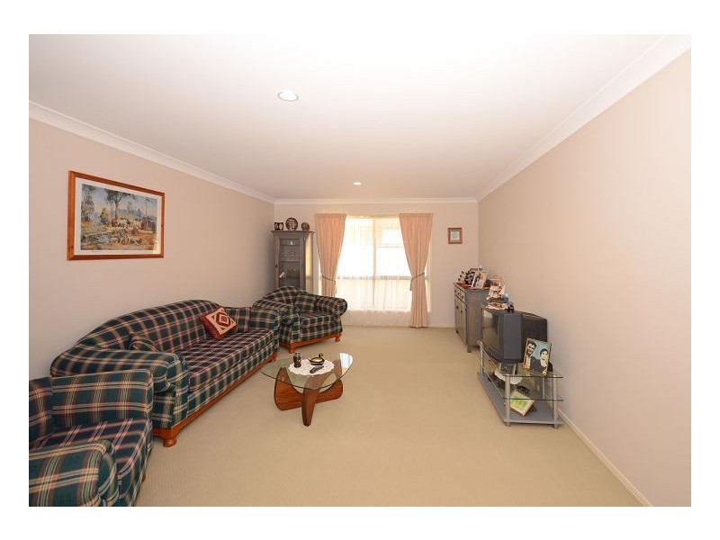 37 Yarrilee Cct, Dundowran QLD 4655