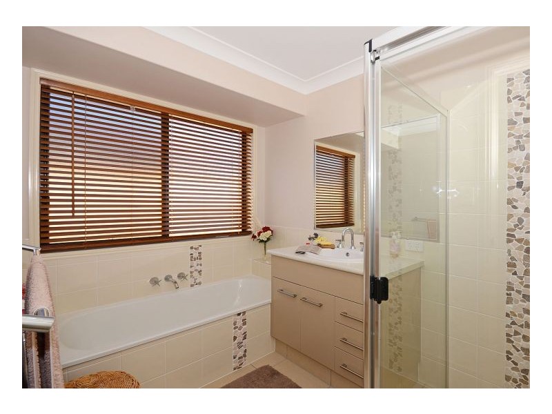 37 Yarrilee Cct, Dundowran QLD 4655