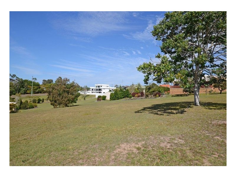 12 Sovereign Ct, Urraween QLD 4655