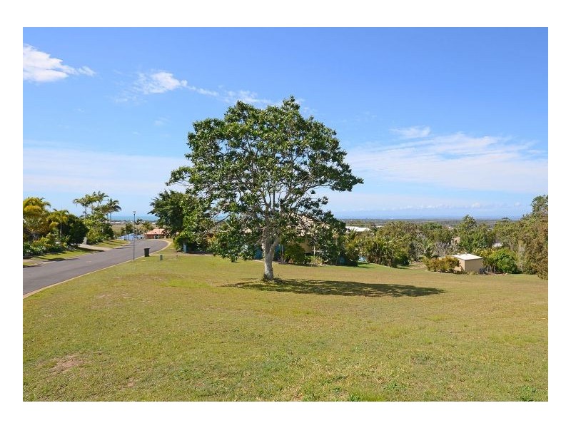 12 Sovereign Ct, Urraween QLD 4655