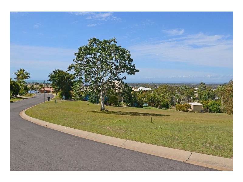 12 Sovereign Ct, Urraween QLD 4655