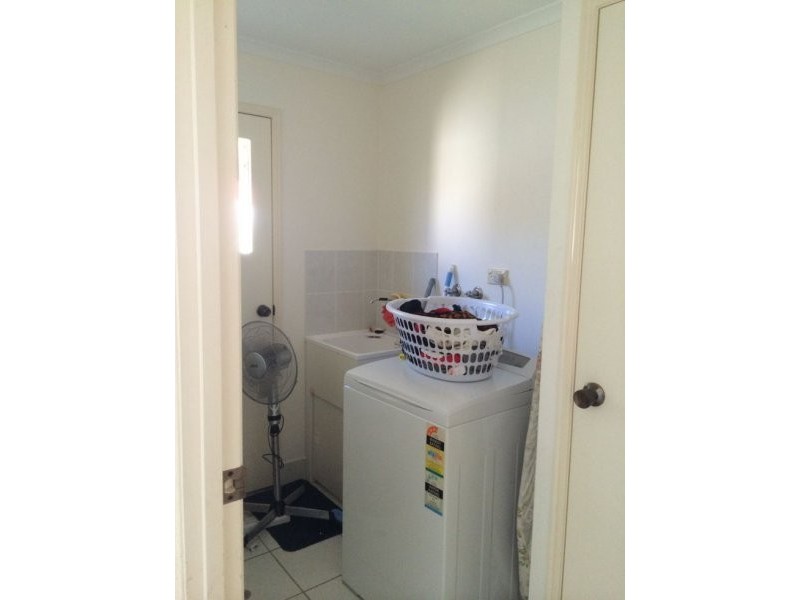 4 Sonder Street, Urangan QLD 4655