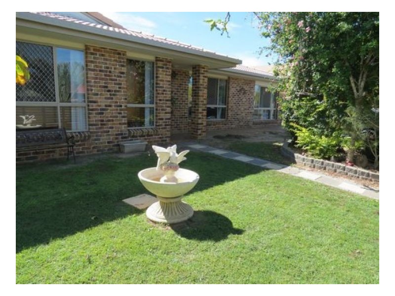 4 Rocky Court, Kawungan QLD 4655
