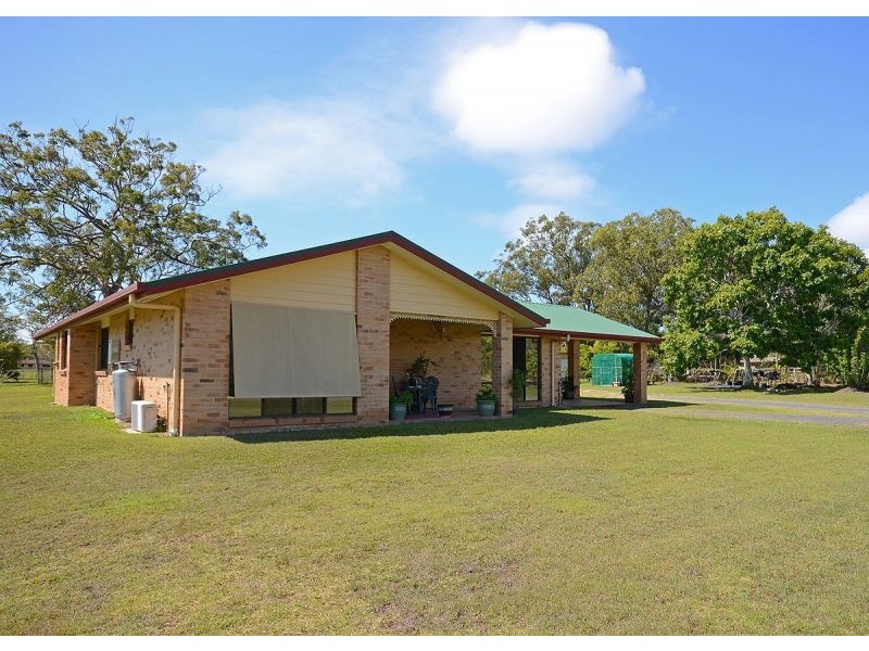 225 Booral Road, Urangan QLD 4655