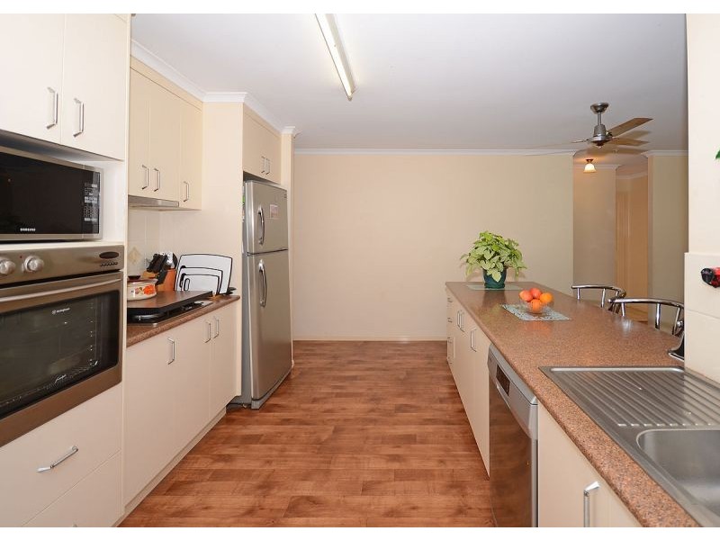 225 Booral Road, Urangan QLD 4655