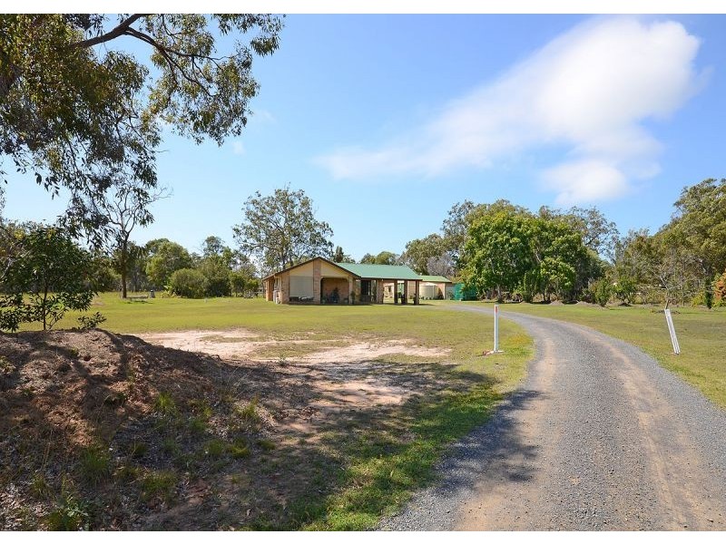 225 Booral Road, Urangan QLD 4655