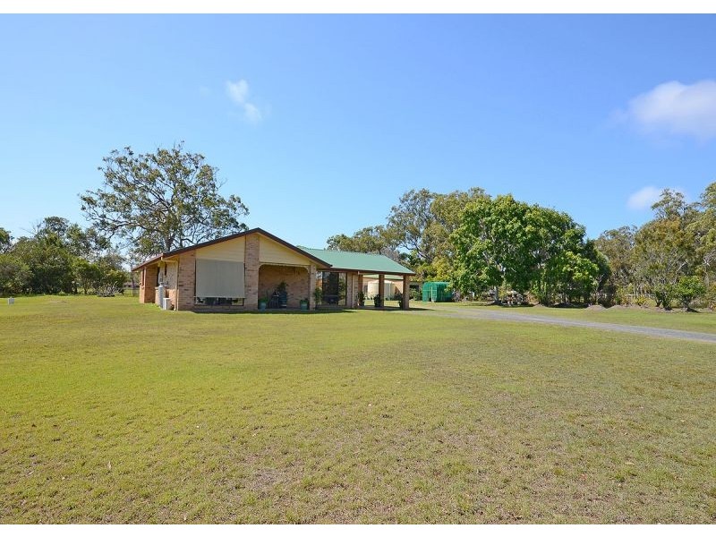 225 Booral Road, Urangan QLD 4655