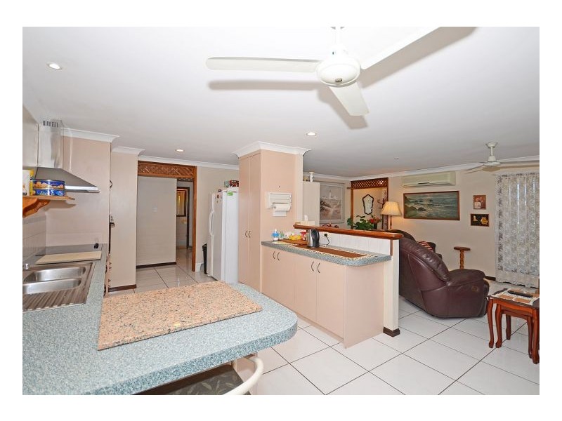 15 Keppel Ct, Kawungan QLD 4655