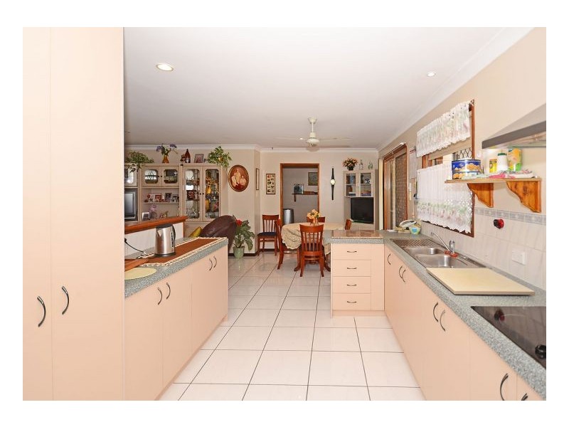 15 Keppel Ct, Kawungan QLD 4655