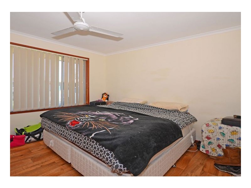 74 Limpus Street, Urangan QLD 4655