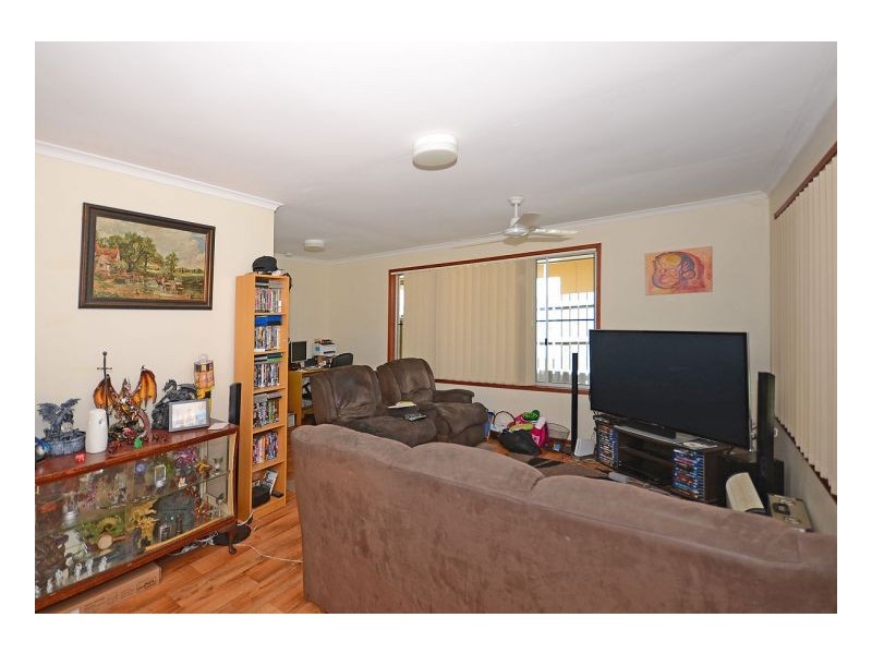 74 Limpus Street, Urangan QLD 4655