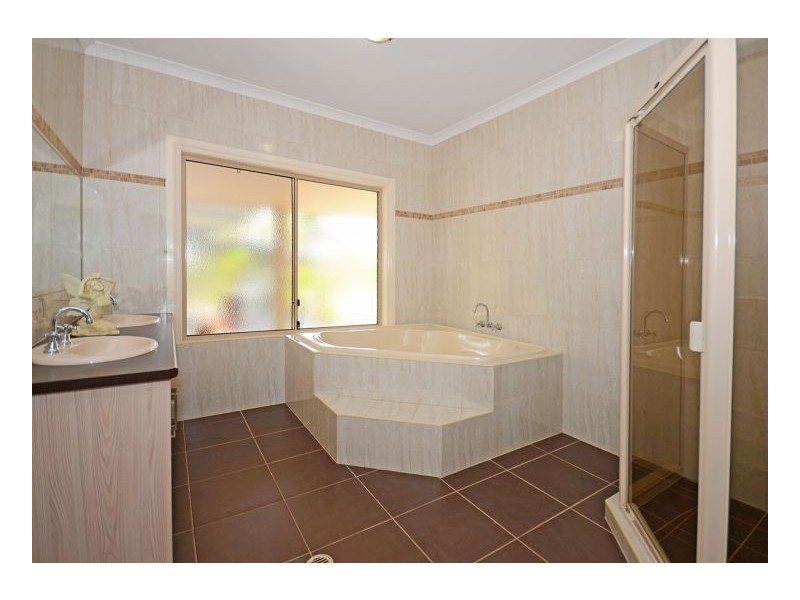 128 Barranjoey Drive, Sunshine Acres QLD 4655