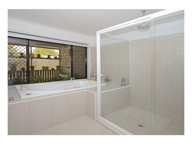 49 Rosedale Drive, Wondunna QLD 4655