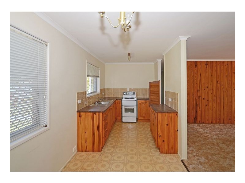 17 Melong Street, Scarness QLD 4655