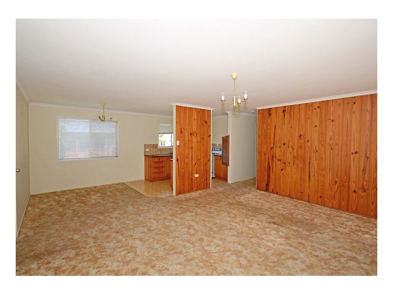 17 Melong Street, Scarness QLD 4655