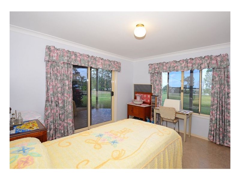 6 Wolfe Street, River Heads QLD 4655