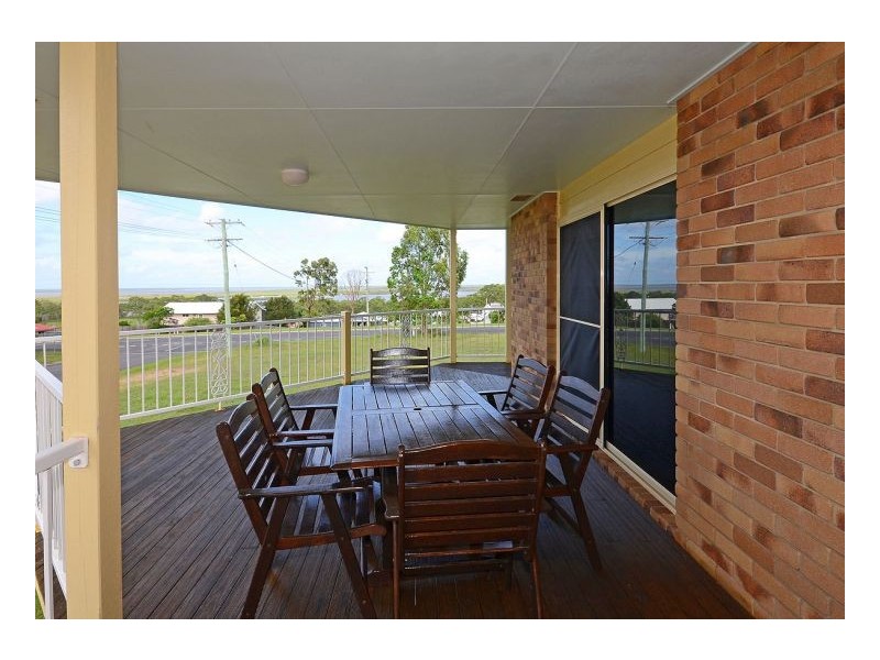 6 Wolfe Street, River Heads QLD 4655