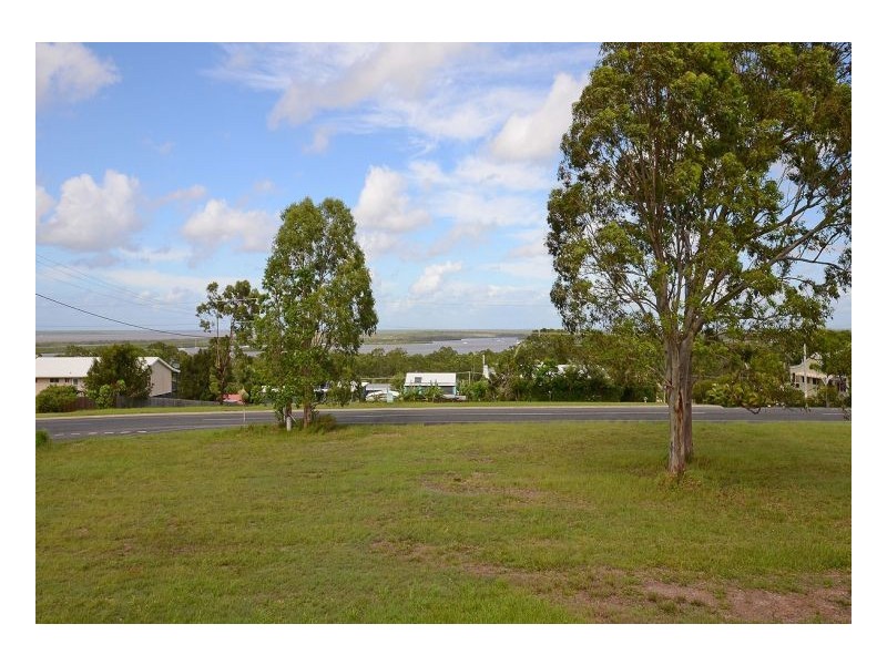 6 Wolfe Street, River Heads QLD 4655