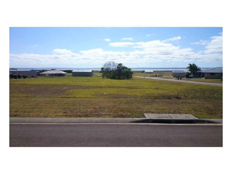 68-70 Windjammer Cct, River Heads QLD 4655