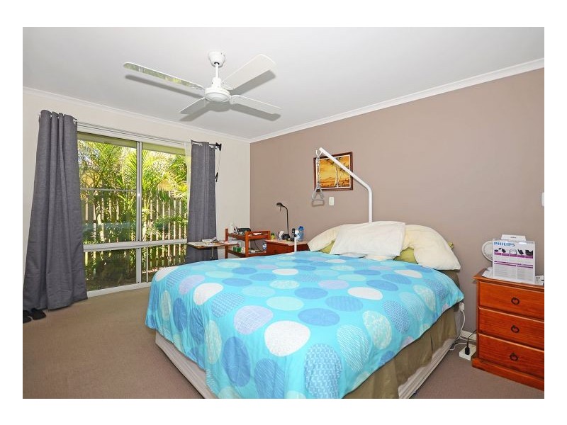 86 Wattle Street, Point Vernon QLD 4655