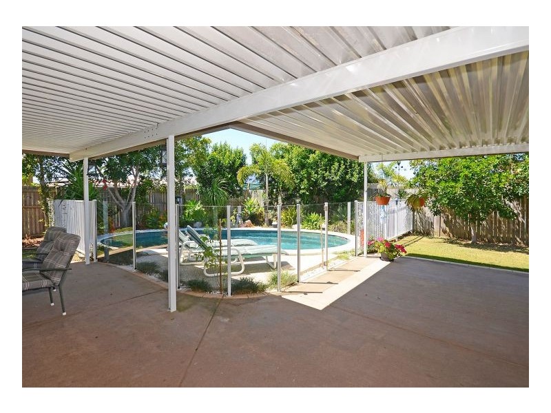 86 Wattle Street, Point Vernon QLD 4655