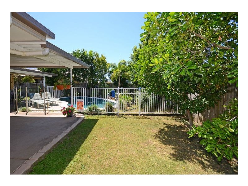 86 Wattle Street, Point Vernon QLD 4655