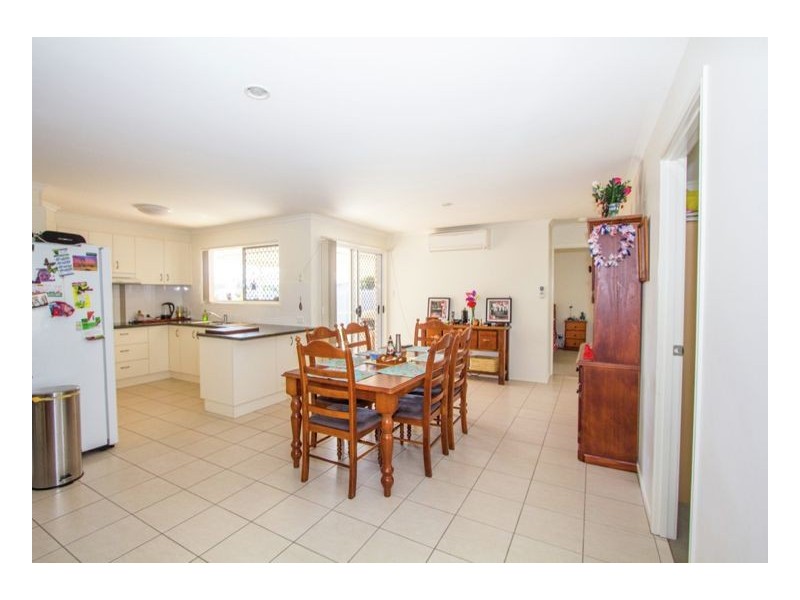 25 Picadilly Cct, Urraween QLD 4655