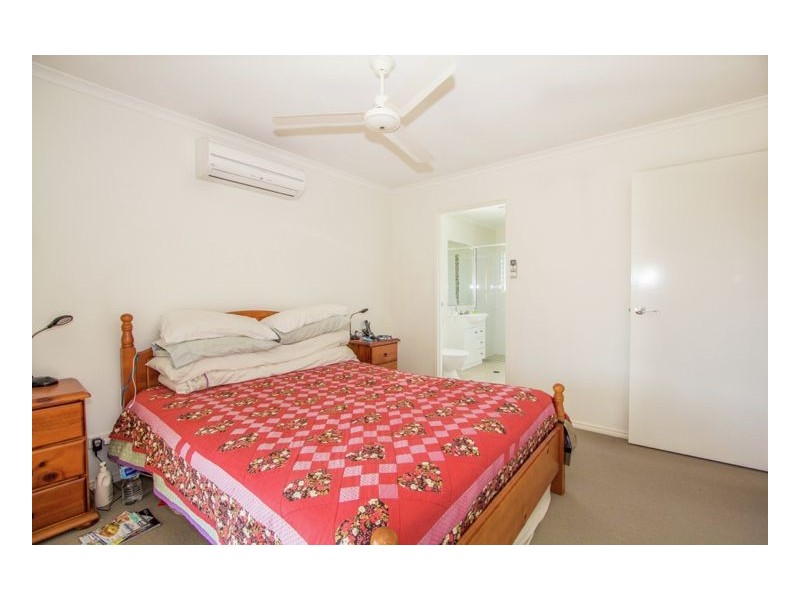 25 Picadilly Cct, Urraween QLD 4655