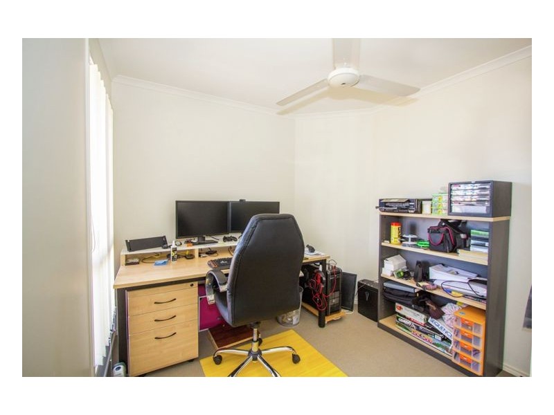 25 Picadilly Cct, Urraween QLD 4655