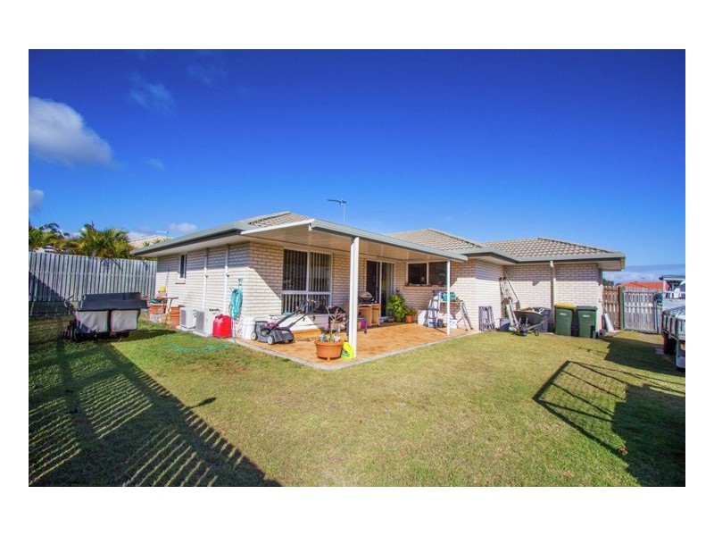 25 Picadilly Cct, Urraween QLD 4655