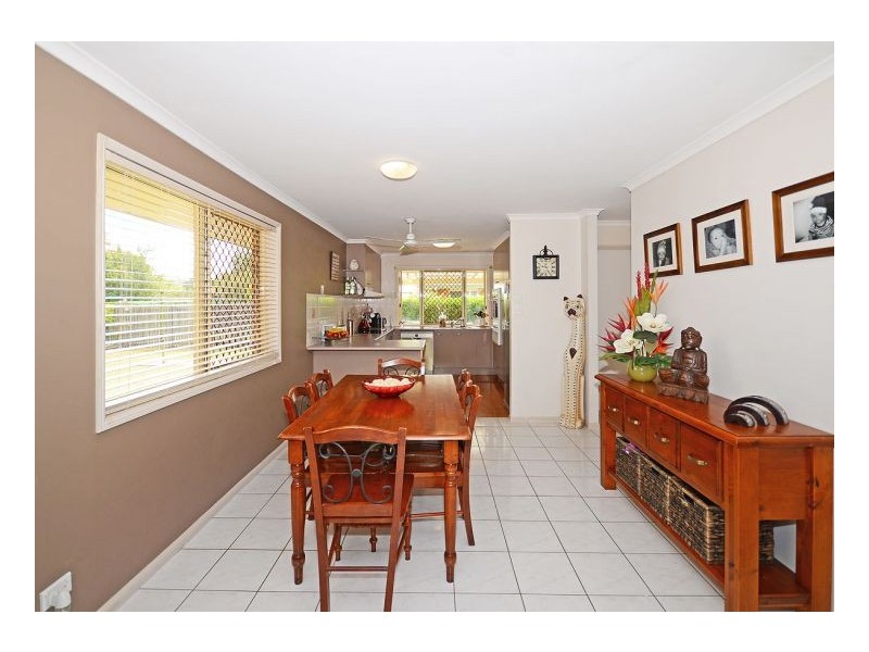 17 Wattlebird Lane, Eli Waters QLD 4655