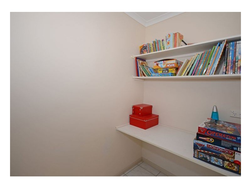 17 Wattlebird Lane, Eli Waters QLD 4655