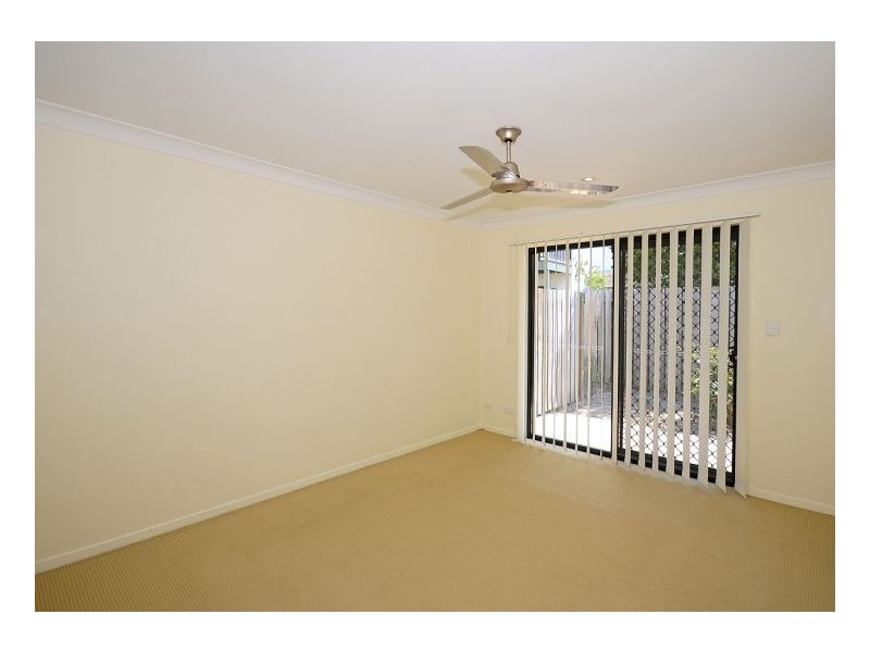 15/654 Charlton Esplanade, Urangan QLD 4655