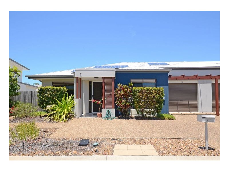 17/230 Pulgul  Street, Urangan QLD 4655