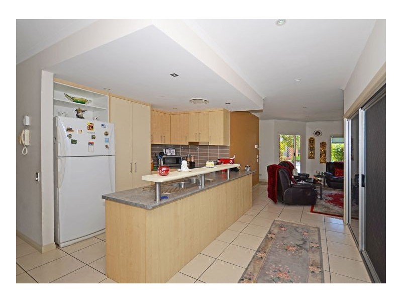 17/230 Pulgul  Street, Urangan QLD 4655