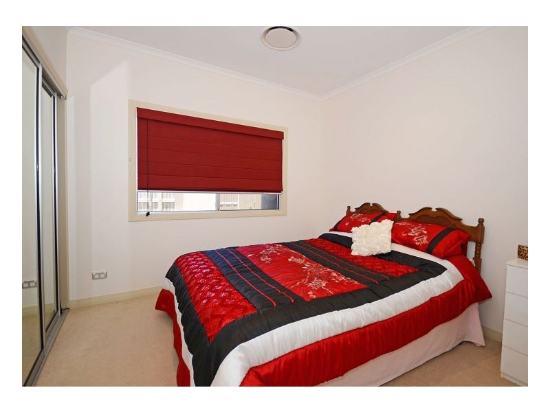 17/230 Pulgul  Street, Urangan QLD 4655